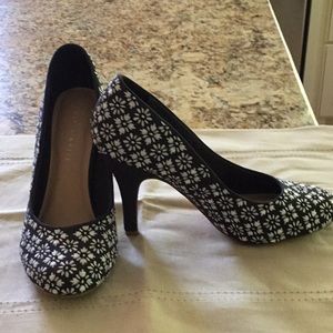 Women’s heel shoe